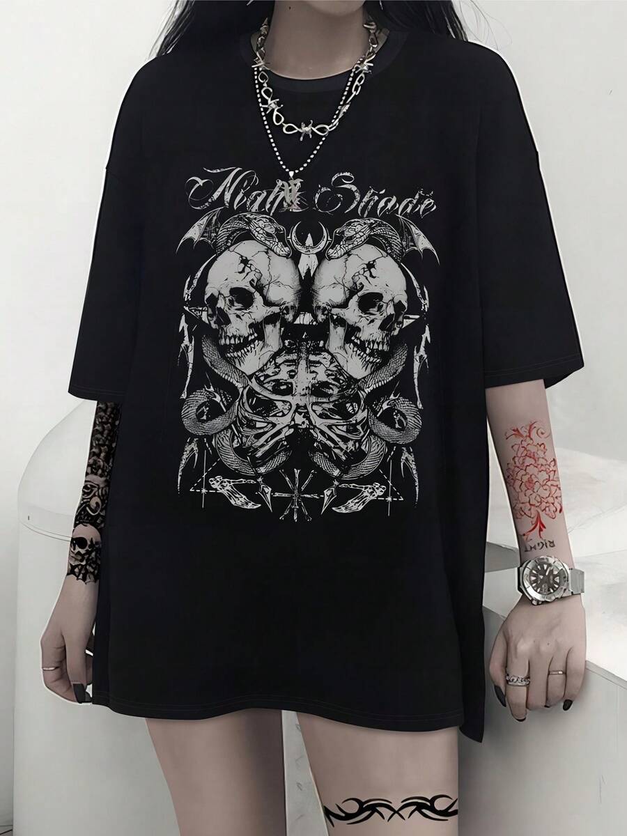 Women's Vintage Skull Graphic T-Shirt - Casual Black T-Shirt With Intricate Skull Design, Comfortable Short Sleeve, Round Neck, Perfect For Summer And Casual Wear, Casual Skull Print T-Shirt, Comfortable Fit, Skull T-Shirt. - 黑色 - 查看 1