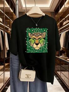 Estampado de cabeza de leopardo con gafas verdes. - Negro - Ver 1