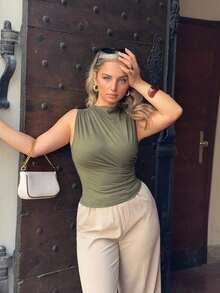 Top de tirantes casual con cuello plisado de unicolor para mujer, de verano - verde militar 2 - Ver 1