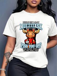 Playera con divertido alce futbolista y frase humorística, ideal para quienes quieren mostrar su lado juguetón y único. - Blanco - Ver 1