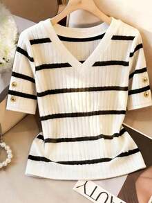 Camiseta de mujer elegante y casual de cuello en V y manga corta - Blanco y Negro - Ver 7