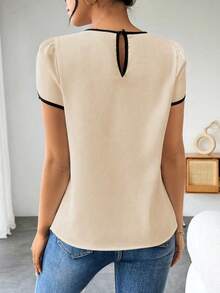 Camisa elegante de manga corta con cuello redondo y bloques de color con borde contrastante, ideal para el verano - Albaricoque - Ver 2