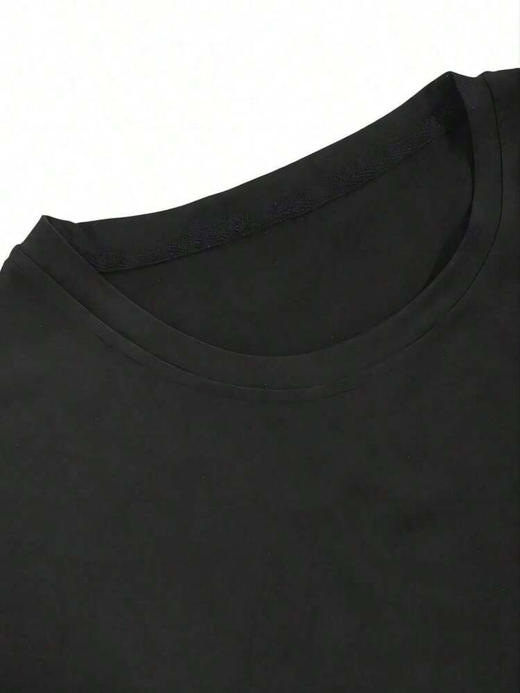 0022- New Summer T-Shirt With Bingo Design, Funny, Queen Of The Game, Gift For Women, Round Neck T-Shirt - Negro 16 - View 4