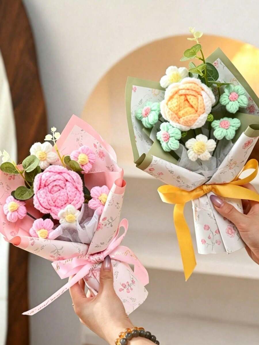 一套仿真花束,包含包装纸、玫瑰花和钩编花,适合作为生日、周年纪念日礼物送给老师、母亲、闺蜜和女性朋友。也适合母亲节、情人节、婚礼回礼和节日派对家居装饰。可用作圣诞礼物,也可用于装饰家居、餐桌、卧室、浴室和办公桌。 - 彩色 - 查看 1