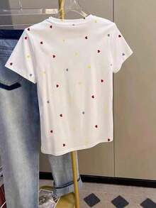 Camiseta de mujer de talla grande con estampado minimalista de corazón negro, perfecta para el Día de San Valentín, el transporte diario, regalos festivos, moda, camisetas elegantes, camisetas hermosas, regalos para hermanos, regalos para hermanas, regalos para madres, regalos del Día de la Madre, tops casuales pero elegantes - Blanco 6 - Ver 2