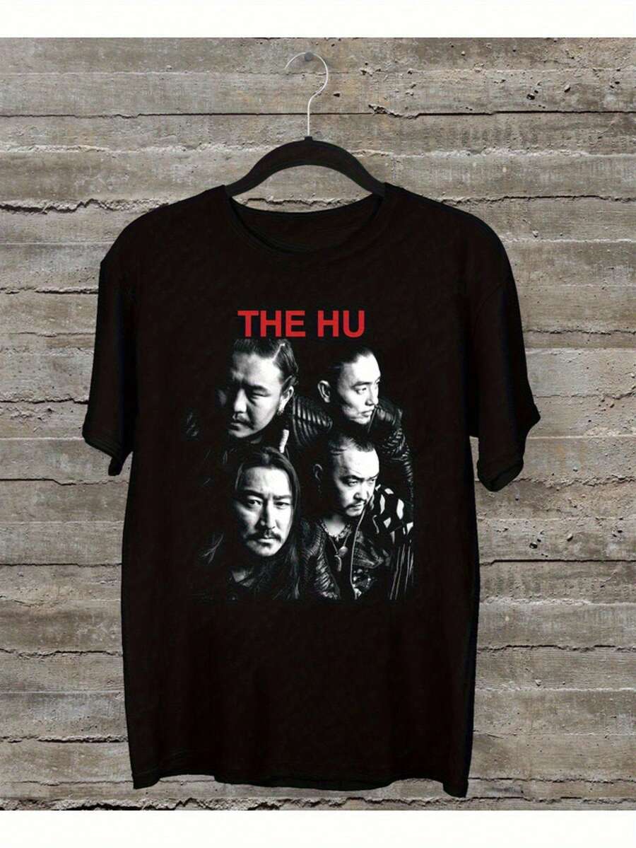 Valentine's Day Couple T-Shirt Set, Hu Band Adult Graphic Tee - Casual Black Short Sleeve T-Shirt, Eye-Catching Red Band Member Print, Regular Fit Crew Neck, Available In Sizes S-5XL, Durable And Washable Clothing For Music Fans, Fan As0. With A Crisp, Streamlined Cut, This Garment Creates A Clean And Vibrant Look. Its Relaxed Yet Flattering Silhouette Suits All Body Types, Offering A Style That Is Both Casual And With A Touch Of Elegance. - 黑色 - 查看 1