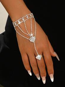 Cadena de mano y espalda de lujo con borlas de diamantes completos, conjunto de cadena de mano con anillo de strass brillante incrustado de moda, adecuado para bodas, fiestas, eventos formales y ocasiones casuales - Plateado - Ver 2