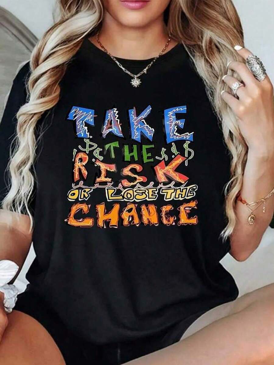 Frase colorida que inspira valentía y decisión con letras artísticas que simbolizan superar miedos y aprovechar oportunidades camiseta para mujer 100% algodón cómoda y moderna