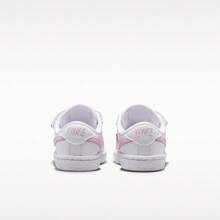 Nike 耐克婴儿/幼儿网球经典款（TD）休闲低帮运动鞋 IO4386-102 - 粉色 - 查看 5