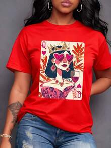 Queen Of Hearts Illustrated With A Golden Crown, Heart-Shaped Sunglasses, And A Glass Of Red Wine. She Symbolizes Power, Grace, And A Romantic Touch, Perfect For The Bold Woman Who Celebrates Her Femininity And Uniqueness. Women's 100% Cotton, Casual Short-Sleeved T-Shirt. - 紅色 - 查看 7