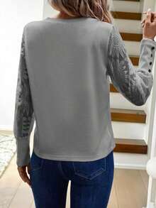 Blusa de mujer con mangas de encaje floral, parches y tejido de gofre, color blanco - Gris - Ver 2