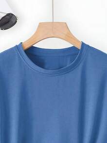 Women's Summer T-Shirt - Sparkling Cherry Design In Emerald Green, Loose Round Neck, Casual Top For Everyday Wear, Suitable For Parties And Outings - Machine Washable, Spring/Summer Style, Comfortable Fabric, Short Sleeve T-Shirt With Modern Print, Soft Texture, Fashionable Summer Clothing, Spring/Summer Garment - 藍色 - 查看 3