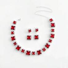 Bộ trang sức cưới gồm 1 dây chuyền và bông tai hình vuông, đính pha lê đỏ. - Bạc - Xem 2