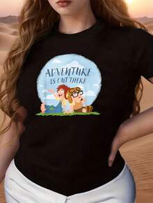 The Print Shows Two Friends Looking At The Sky With A Message About Seeking New Experiences And The Joy Of Exploring, Symbolizing Freedom And Lasting Friendship. This Comfortable And Casual Women's T-Shirt Is Ideal For Everyday Wear. - 黑色 - 查看 6