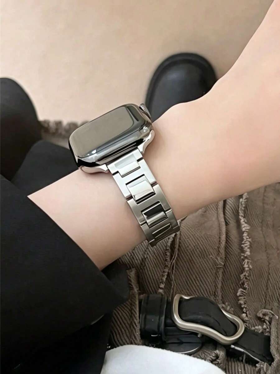 1条不对称金属表带，兼容 42mm、38mm、40mm、41mm、44mm、45mm、46mm、49mm直径，时尚智能手表替换表带，适用于Series Ultra2、Ultra SE2、SE 11、10、9、8、7、6、5、4、3、2、1，男女通用