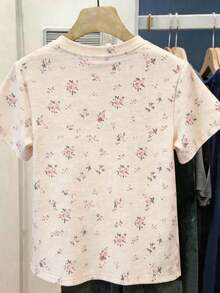 Floral Print Blouse, Graphic Tee, Summer Clothes, Women's Top, Matching Sister Outfit, , Fashionable Blouses And Shirts, Aesthetic Tee, Gift For Sister, Gift For Mom, Casual Minimalist Fashion Top - 彩色 - 查看 2