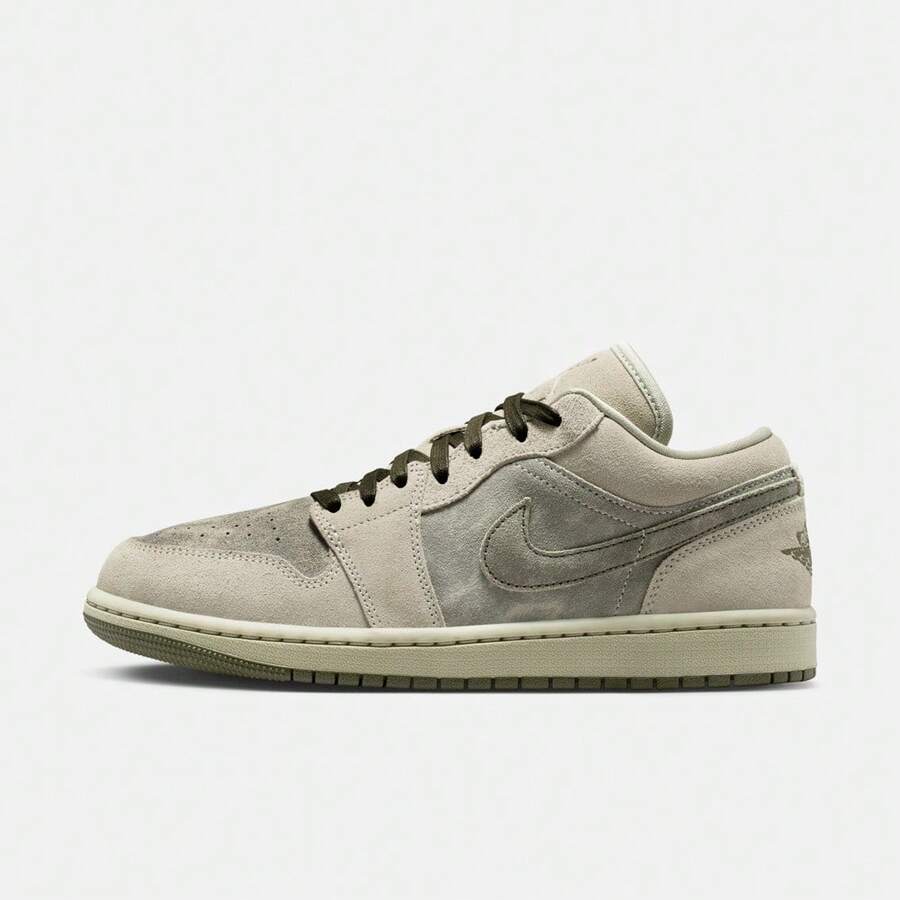 Giày bóng rổ nữ WMNS AIR JORDAN 1 LOW SE APLA, IR7327-304 - màu xanh lá - Xem 1