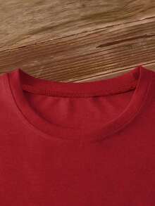 Women's Short-Sleeved T-Shirt With A "Happy Mother's Day" Floral Print, Round Neck, Machine Washable, Soft To The Touch, Breathable, And Suitable For Spring, Summer, And Fall. Warm, Personalized, Casual, Easy To Match, And Perfect For Everyday Wear. Available In Sizes S-XXL. Suitable For Mother's Day Celebrations, Family Outings, And Other Occasions. - 紅色 - 查看 4