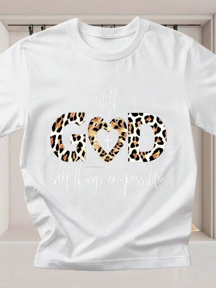 Comfortable And Stylish Women's T-Shirt With A Leopard Print And The Inspiring Slogan: "Oh God, Anything Is Possible." This Women's T-Shirt Features Cartoon Lettering, A Crew Neck Design, And Is Made Of Pure Cotton Fabric. The Design Is Simple, Comfortable, And Breathable, Suitable For Casual Everyday Wear. Versatile And Practical, It Boasts A Natural And Elegant Style, Making It A Must-Have For Summer Parties. - 白色 - 查看 1
