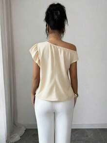 Ellegaria.Blusa elegante y sexy con hombro descubierto asimétrico, con volantes - Albaricoque - Ver 2