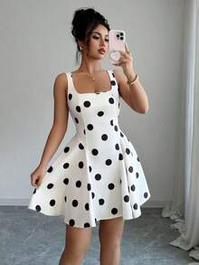 Vestido corto elegante negro con lunares de escote cuadrado - Blanco y Negro - Ver 12