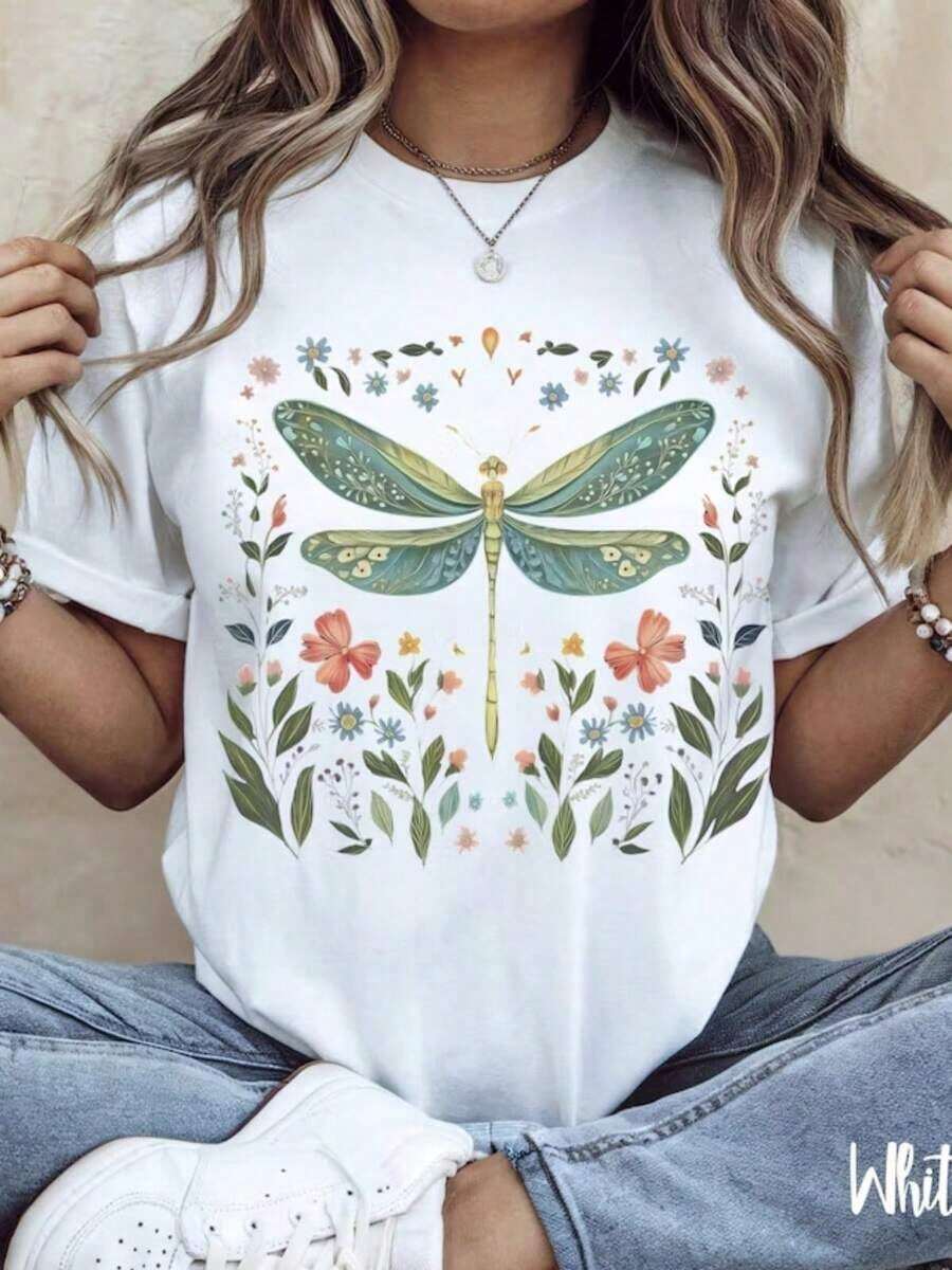 Short-Sleeved T-Shirt. With Valentine's Day Approaching, Take Advantage Of New Year's Discounts On Plus-Size Clothing, Including A Plus-Size T-Shirt For Women. This Casual, Short-Sleeved, Crew-Neck T-Shirt Is Made Of Medium-Stretch Fabric, Is Machine Washable, And Is Ideal For Everyday Wear And Travel. - 白色 - 查看 1