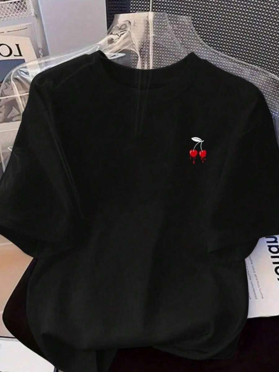 Y2K's Unique Cherry Print T-Shirt Is Perfect For Showcasing Your Style On Any Occasion. Wear It Alone Or As Part Of A Outfit. Be Part Of The And Highlight Your Personality! - 黑色 - 查看 1