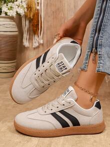 Ladies' Fresh Floral Board Shoes, Retro German Training Shoes, Casual Versatile Breathable Sports Shoes - Beige - View 2