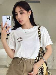 Women's Summer Short Sleeve T-Shirt With Letter Embroidery - Vintage Street Style Unisex Loose Cotton Short Sleeve Crew Neck T-Shirt. Blouses For Women. Casual Blouses For Ladies. - 白色的 - 查看 6