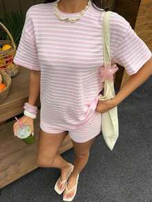 Conjunto de camiseta de manga corta y pantalones cortos de punto a rayas para mujer de estilo casual - Rosa - Ver 5