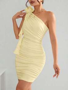 Vestido ajustado de un hombro ribete con fruncido fruncido lateral - Amarillo claro - Ver 5