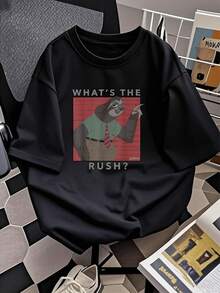 Imagen divertida de un perezoso con camisa y corbata transmitiendo una actitud relajada con la frase What's the rush reflejando humor y calma camiseta de mujer  casual cómoda y moderna para uso diario - Negro - Ver 2