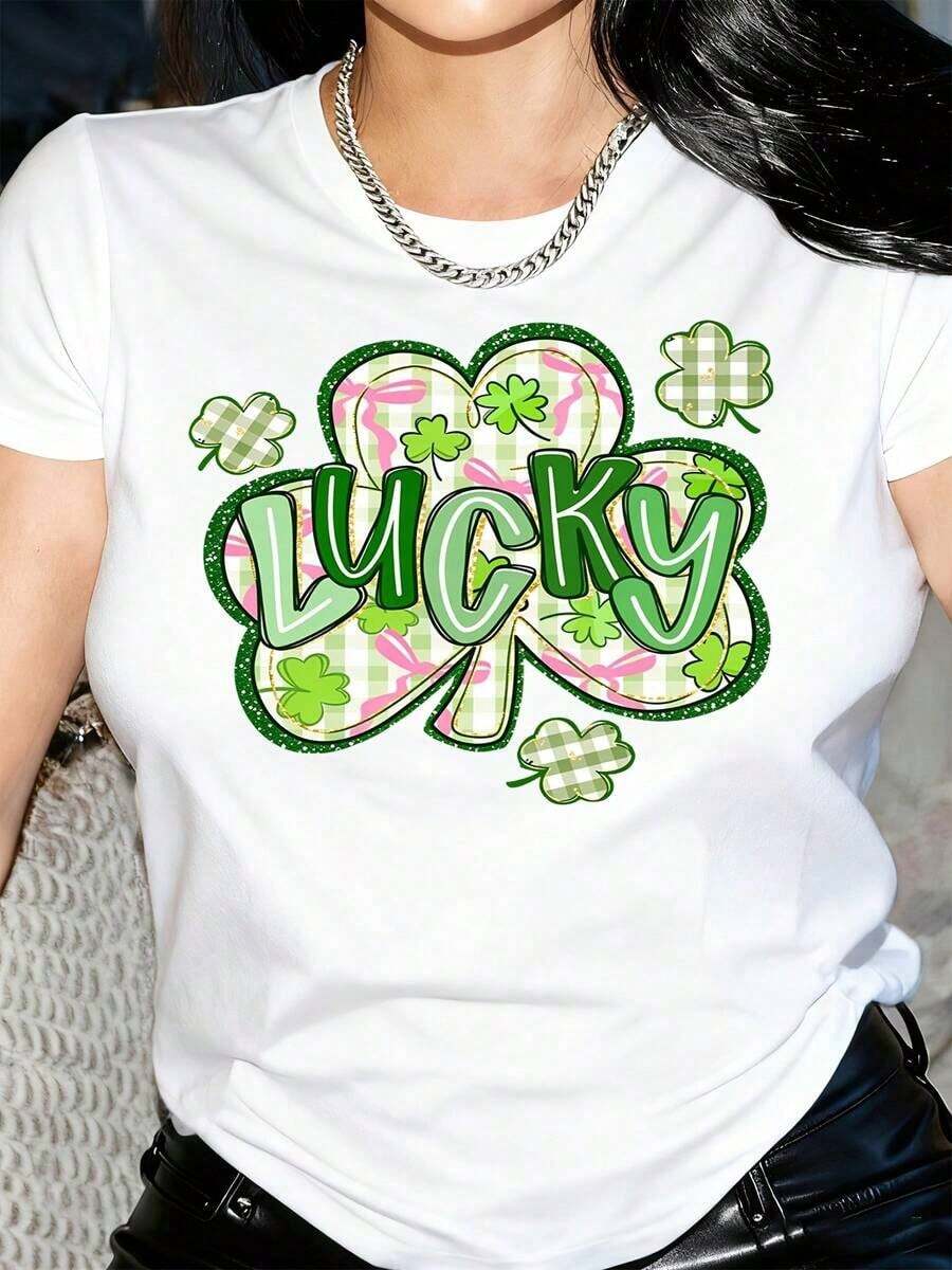Camiseta Casual para Mujer con Diseño de Trébol de la Suerte del Día de San Patricio, Patrón a Cuadros Verdes y Motivo de Trébol para Uso Festivo. Patrick's, Estilo Chic, Ocio, Comodidad, Fiestas Navideñas, Salidas Casuales, Escuela, Deportes, Camisa de Mujer, Camiseta 100% Algodón, Duradera - Blanco - Ver 1