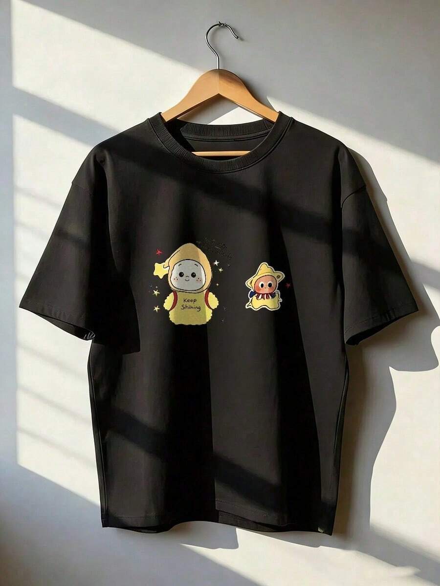 Camiseta de Manga Corta con Dibujos Lindos y Texto "Keep Shining",Camiseta de manga corta de moda para primavera y verano de 2026, hecha en México, 180 gramos. Estampado de dibujos animados, modelo de pareja, apta para uso interior o exterior. Cuello redondo, unisex, ideal para oficina y ocio. Paquete de una pieza. - BK-P631577SLNDXZGY410 - Ver 1