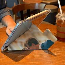 GIIPPA Funda protectora personalizada con foto, funda protectora de tableta plegable con doble hebilla desmontable, compatible con todos los modelos de iPad Pro/Air/Mini 2020-2026, accesorios para tableta, foto personalizada + nombre + aniversario, regalo de aniversario, regalo de graduación, regalo de vacaciones, regalo de aniversario de boda, regalo del Día de San Valentín, regalo de cumpleaños, regalo del Día de la Madre, regalo del Día del Padre, regalo para el mejor amigo, regalo para el novio, regalo para la novia - Multicolor - Ver 5