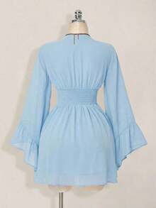 Vestido corto elegante de manga larga con cuello en V y cintura ceñida de unicolor para mujer - Celeste - Ver 2