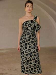 Nuevo vestido de cóctel largo, elegante y de lujo con estilo vintage para dama. Vestido ajustado y entallado sin mangas, con decoración de lazo en el hombro asimétrico oblicuo, de tela jacquard. - Negro - Ver 3
