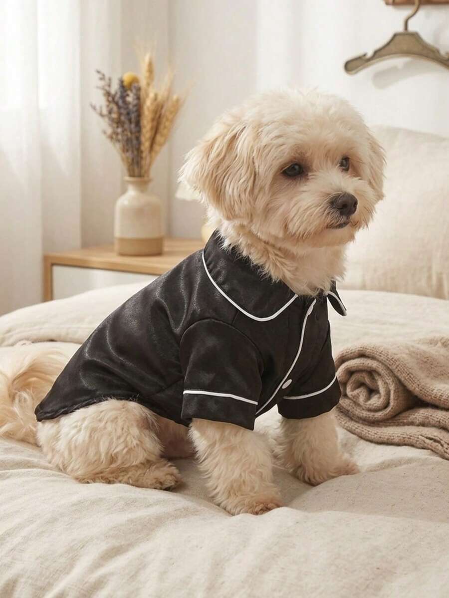 PETSIN 简约休闲的高端风格，适合泰迪熊等小型犬全年穿着。面料无弹性，轻盈透气，舒适柔软。欧美热销的猫狗宠物家居服也同样适用。（本产品尺码偏小，建议购买大1-2个尺码，其他犬种请谨慎选择。） - 黑色 - 查看 1