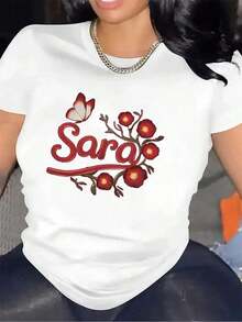 VintageCamiseta De Manga Corta Para Mujer, 100% Poliéster, Con Bordado Del Nombre Sara Y Diseño De Flores Rojas Y Mariposas, Ligera Y Duradera, Ideal Para Uso Casual En Casa O En RestaurantesWomen's Casual Short Sleeve T-Shirt Solid Color Basic Tee TopGraphic Tee - Blanco - Ver 1