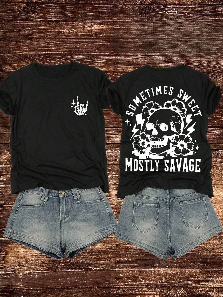 Camiseta de manga corta para mujer, corte ajustado, con estampado de calaveras y flores en ambos lados - Top casual transpirable para uso diario con un gráfico atrevido "HOLIY SWEET MOSTLY", en contraste rosa y negro para primavera/verano, 100% algodón. - Negro - Ver 1