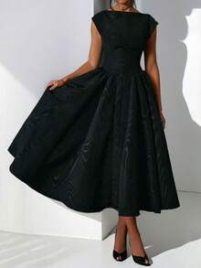 Elegant And Sensual Sleeveless Long Dress With Open Back, Perfect For Spring 2026 - Black - View 3
