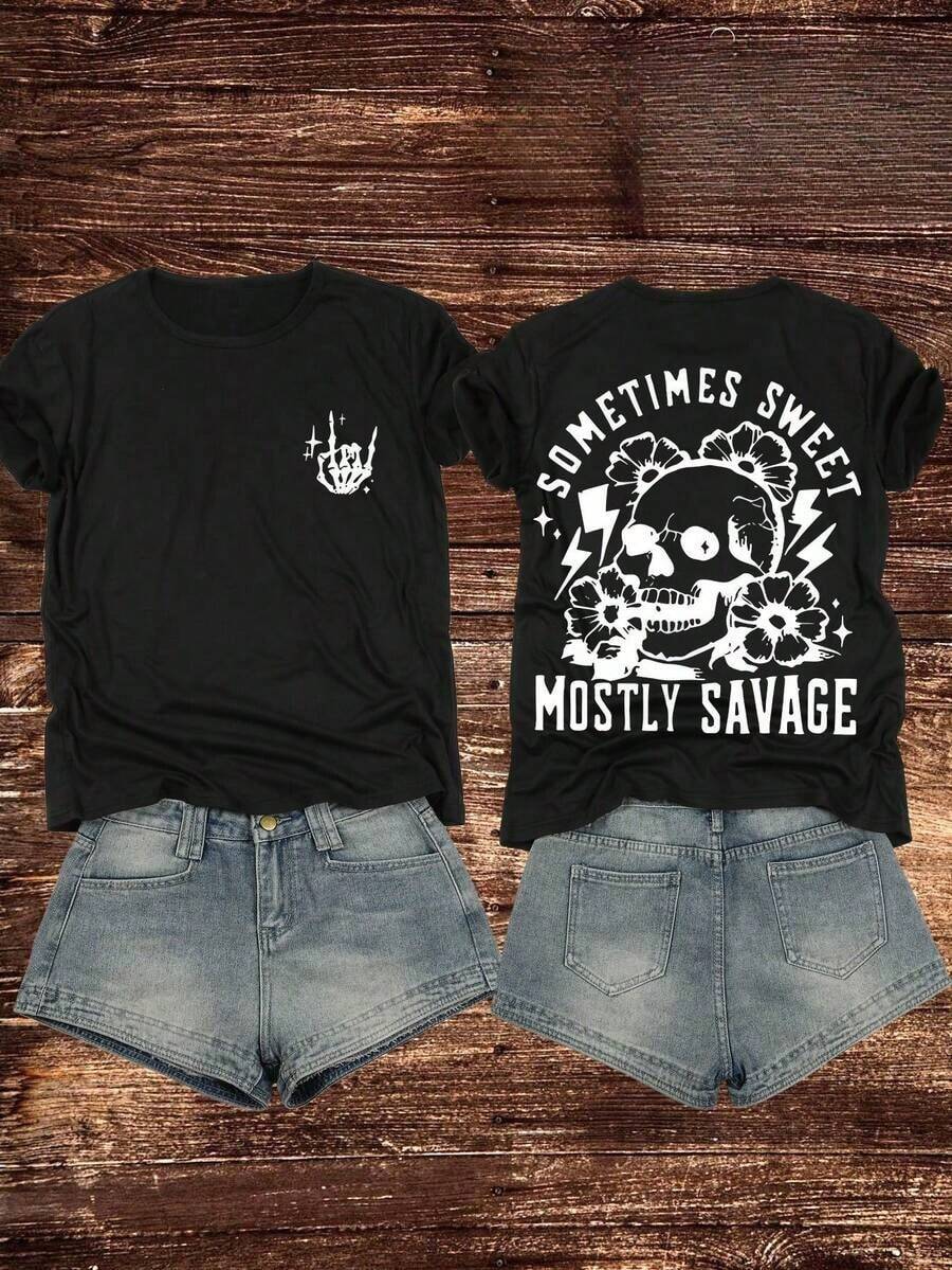 Camiseta de manga corta para mujer, corte ajustado, con estampado de calaveras y flores en ambos lados - Top casual transpirable para uso diario con un gráfico atrevido "HOLIY SWEET MOSTLY", en contraste rosa y negro para primavera/verano, 100% algodón. - Negro - Ver 1