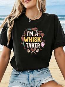 Women's Casual T-Shirt "I'M A WHISK TAKER" - Themed T-Shirt - Casual Short Sleeve Top With Round Neck And Whisk Print, Spring/Summer Blouse Suitable For Parties, Classes, And Casual Outfits (Machine Washable). A Women's T-Shirt With A Classic Round Neck Design For A Timeless Style, Easy To Pair With Jeans, Shorts, And Skirts. 100% Durable Cotton - 黑色 - 查看 1