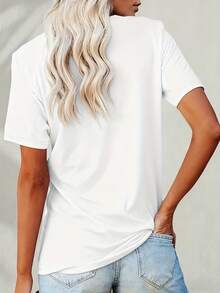 Camiseta Divertida para Mujer con la Frase "Un Adulto 'Blended' es una Estafa" - Blusa de Manga Corta con Cuello Redondo y Lema Humorístico Retro, Ideal como Regalo para Ella, Top Casual para Uso Diario y Ropa con Humor, Lavable a Máquina, Ropa Cómoda para el Día a Día. EDX0 - Blanco - Ver 2