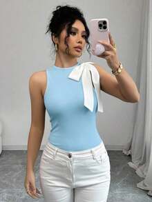 Camiseta sin mangas de mujer con contraste de color y lazo - Azul - Ver 1