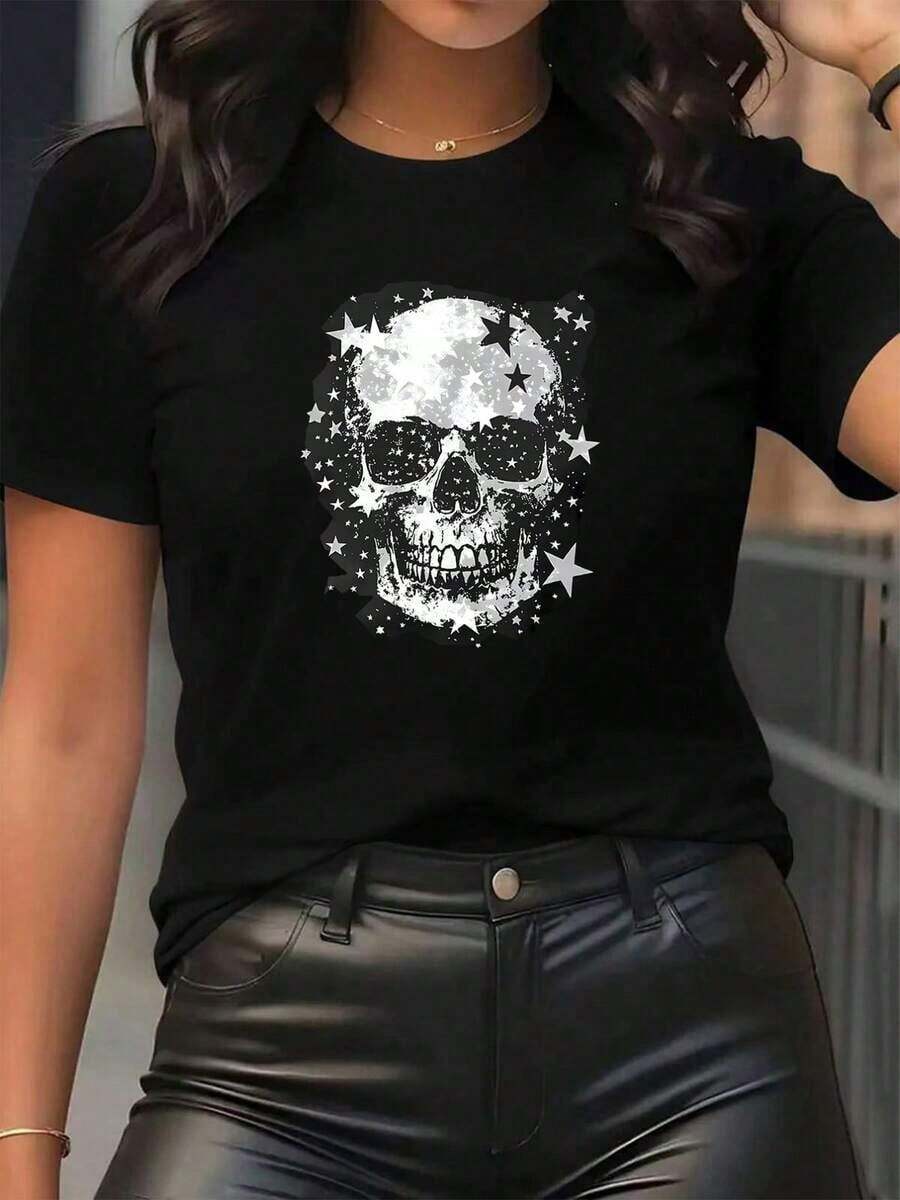 Soft, breathable, and lightweight for all-day comfortUnique Clothes Crew Neck Casual Comfortable Halloween T-Shirt | Short Sleeve, Fabric, Lightweight Durable Design, Perfect Fit For Restaurant Or Living Room Use, Mature Style, All Season, Medium Stretch Fabric, Print PatternClassic crew neck with a relaxed fit that flatters all body shapes and easy to pair with jeans, shorts, and leggings. - Negro - Ver 1