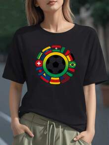 Bandera circular con emblemas de diferentes países que simbolizan unión deportiva y diversidad cultural en torno al fútbol camiseta para mujer 100% algodón cómoda y moderna para uso diario - Negro - Ver 1