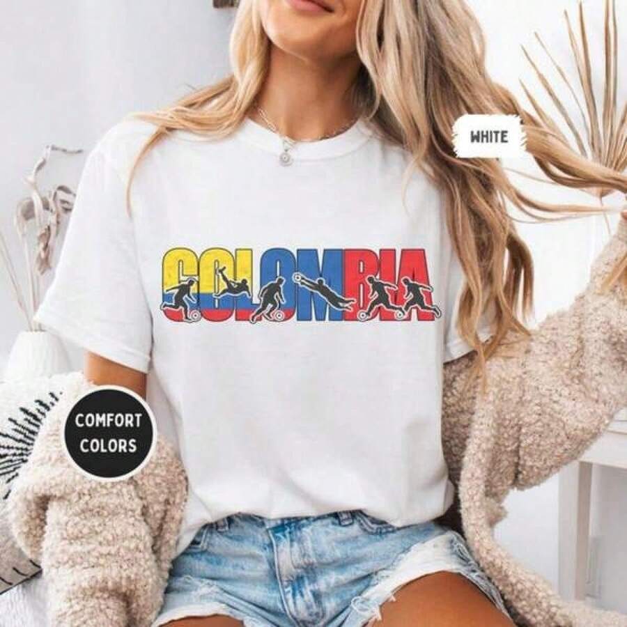 Camiseta de fútbol Colombia S1occer C1omfort Colors, camiseta patriótica de Colombia para aficionados al fútbol mundial, regalo para amantes del fútbol. - Negro - Ver 1