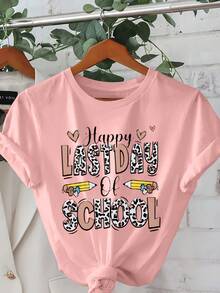 Camiseta gráfica de corte regular para mujer "Happy Last Day" - Camiseta casual de manga corta y cuello redondo con divertidos estampados de corazones, estrellas y lápices - Lavable a máquina, camiseta de moda estilo maestra para primavera/verano. |   Diseño divertido, camiseta estampada divertida, atuendo casual diario de verano - Albaricoque - Ver 8