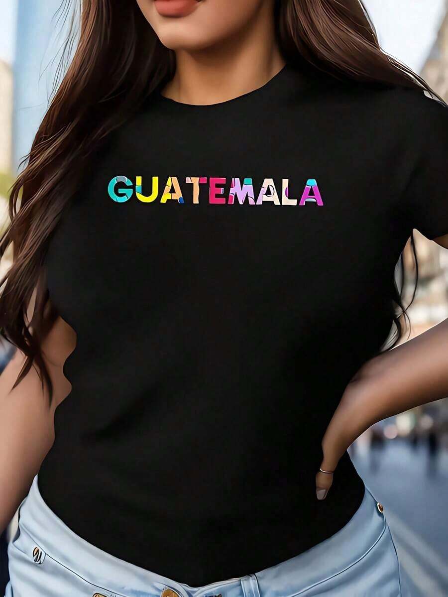 Camia de mujer, bandera de Guatemala, colores nacionales guatemaltecos con letras en español e impresión de mapa, camia de manga corta con cuello redondo suave, diseño de bandera guatemalteca multicolor (letras similares al emblema de Guatemala), ropa casual para todas las estaciones y orgullo nacional Ideal para regalar. Camiseta de mujer. Elegante. Estilo bohemio. Prenda suave, transpirable y cómoda, perfecta para primavera, verano y otoño; ideal para vacaciones, viajes y uso diario. Perfecta para ver un partido. - Negro - Ver 1